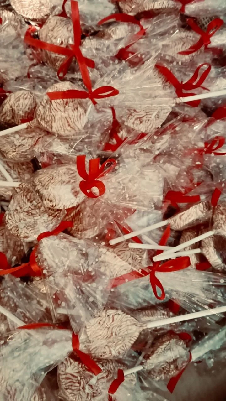 Chocolate Lollipop (small)